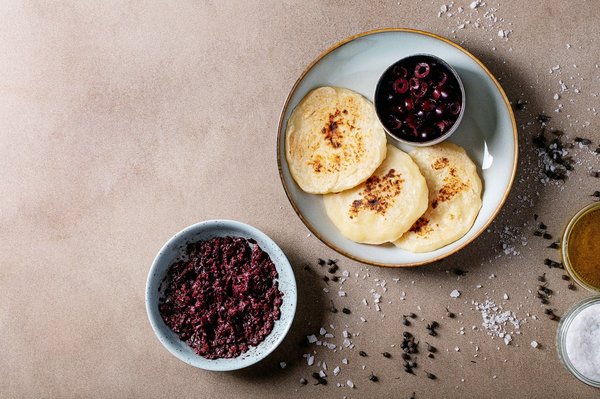 Can You Make a Gourmet Olive Tapenade with a Blend of Kalamata and Green Olives?