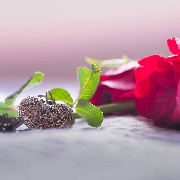 What's the Best Way to Incorporate a Locket Necklace into Work Outfits for a Personal Touch?